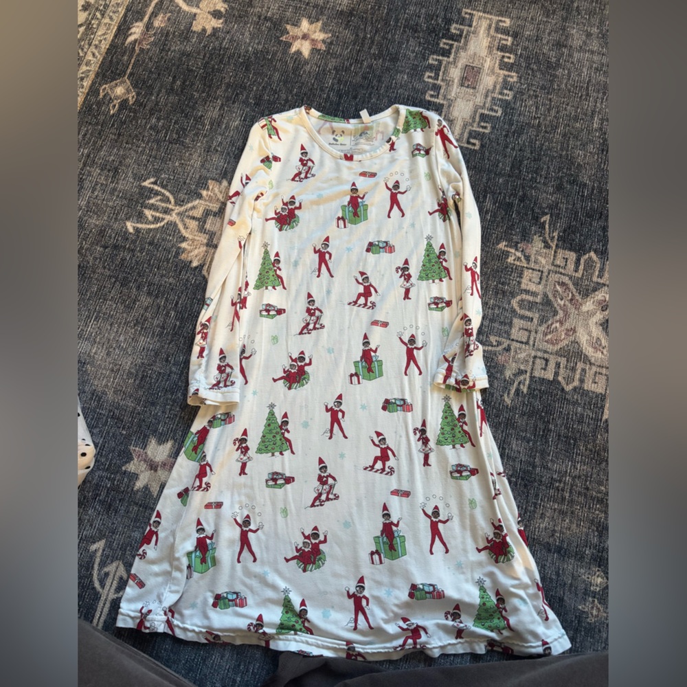Bellabubear elf of the shelf pajamas